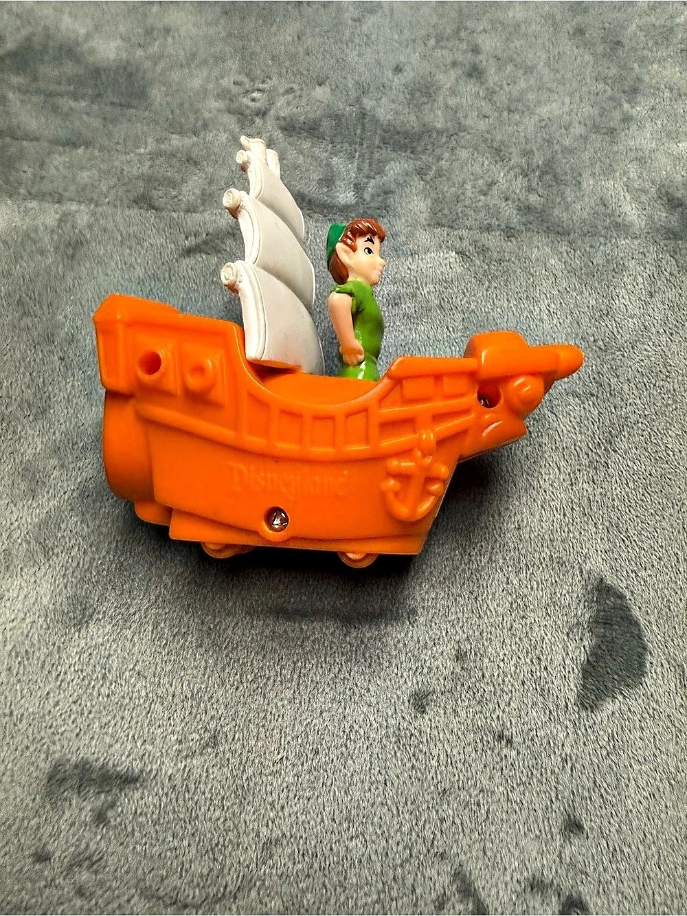 Disney Jake and the Never Land Pirates ship Toy Disney Land